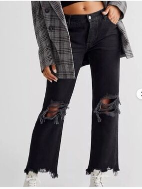Free People Washed Black Maggie Mid-Rise Distressed Straight-Leg Jeans Size 27